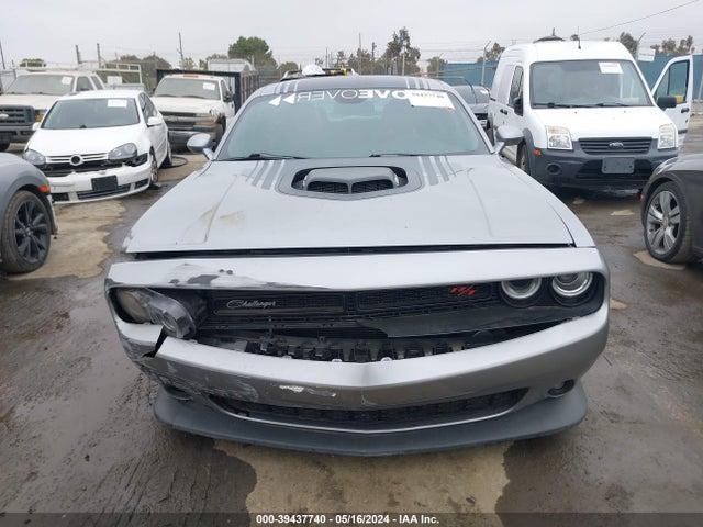 Dodge Challenger 392 Hemi Scat Pack Shaker 2017 2C3CDZFJ1HH666415 Image 12