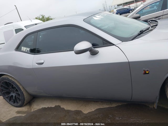 Dodge Challenger 392 Hemi Scat Pack Shaker 2017 2C3CDZFJ1HH666415 Image 13