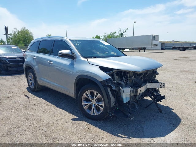 2015 5TDKKRFH8FS045181 main image
