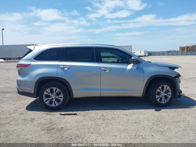 Toyota Highlander Xle V6 2015 5TDKKRFH8FS045181 Image 13