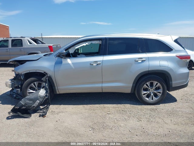 Toyota Highlander Xle V6 2015 5TDKKRFH8FS045181 Image 14