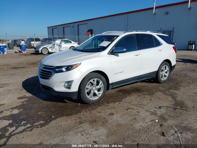 Chevrolet Equinox Premier 2018 2GNAXMEV0J6305431 Image 2