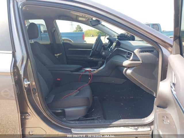 Toyota CAMRY LE 2024 4T1C11AKXRU892811 Image 5