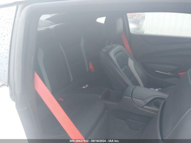 1G1FD1RX3P0100391 Chevrolet Camaro Rwd  2lt