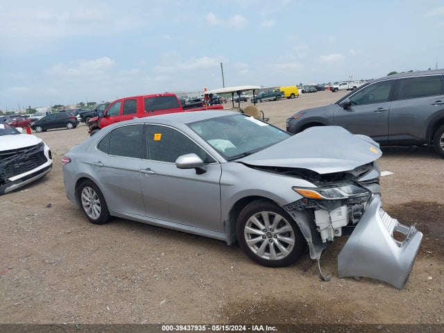 Toyota CAMRY LE 2020 4T1C11AK4LU972984 Image 13