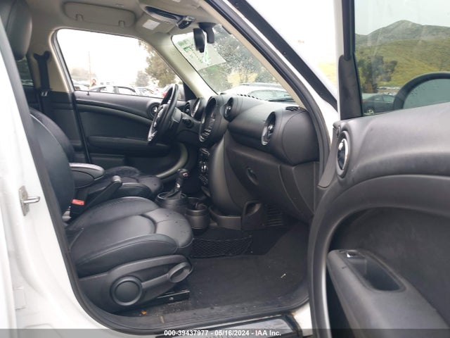 2015 MINI COUNTRYMAN WMWZC3C53FWT03770 Photo 4