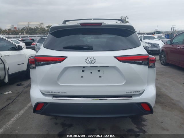 Toyota Highlander Xle 2022 5TDGZRBH0NS211893 Image 17