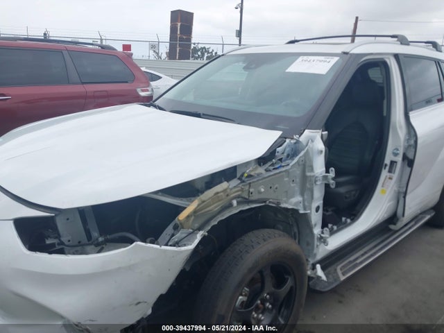 Toyota Highlander Xle 2022 5TDGZRBH0NS211893 Image 6