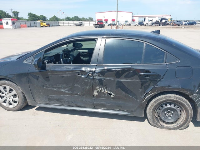 Toyota COROLLA LE 2022 5YFEPMAE8NP286423 Image 14