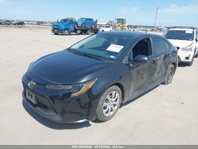 Toyota COROLLA LE 2022 5YFEPMAE8NP286423 Image 2