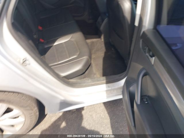 1VWAT7A39EC070483 Volkswagen Passat 1.8t Wolfsburg Edition