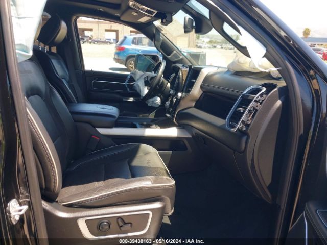 1C6RREJT3KN609566 RAM 1500 Laramie  4x2 5'7 Box