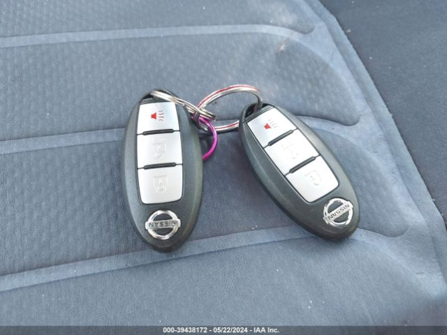 KNMAT2MV5GP735023 Nissan ROGUE SV
