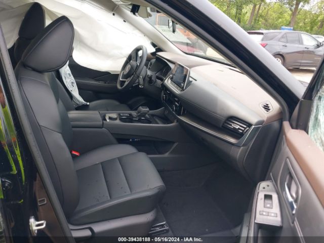 JN8BT3BB5NW339832 Nissan Rogue Sv Intelligent Awd