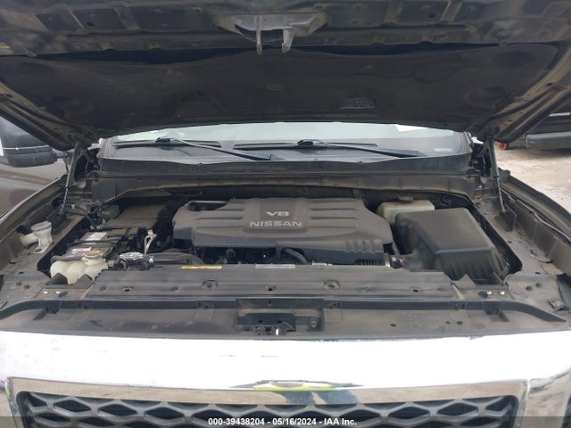 Nissan TITAN SV 2017 1N6AA1E61HN540439 Image 10