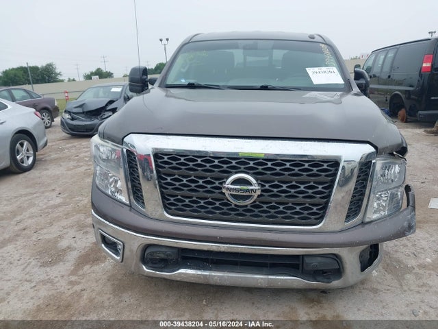 Nissan TITAN SV 2017 1N6AA1E61HN540439 Image 12