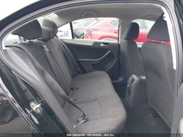 3VWD17AJ3FM265710 Volkswagen Jetta 1.8t Se