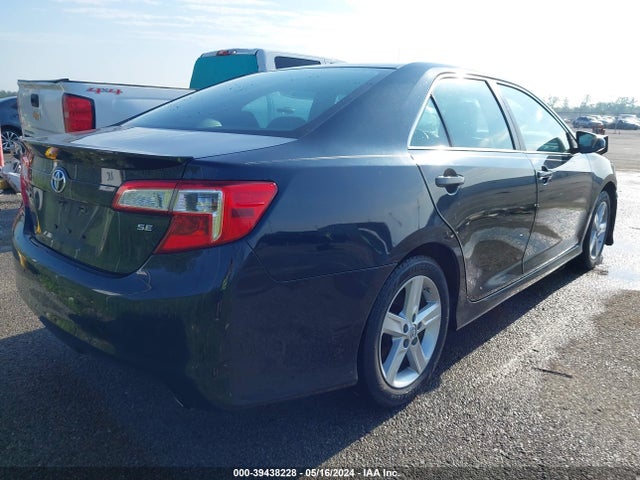 Toyota CAMRY SE 2014 4T1BF1FK8EU425726 Image 4