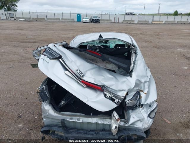 3KPF24AD0ME363330 KIA Forte Lxs
