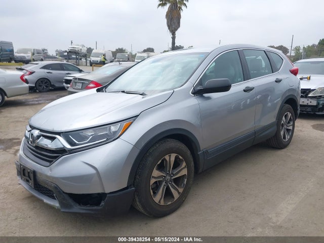 Honda CR-V LX 2018 2HKRW5H35JH415515 Image 2