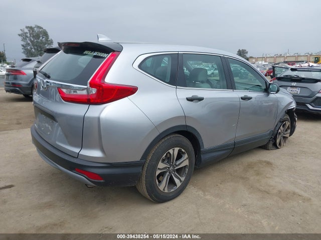 Honda CR-V LX 2018 2HKRW5H35JH415515 Image 4