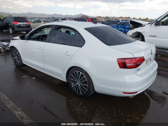 3VWD17AJ2GM408910 Volkswagen Jetta 1.8t Sport