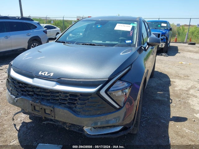 KIA Sportage Lx 2023 KNDPU3AF0P7153082 Image 2