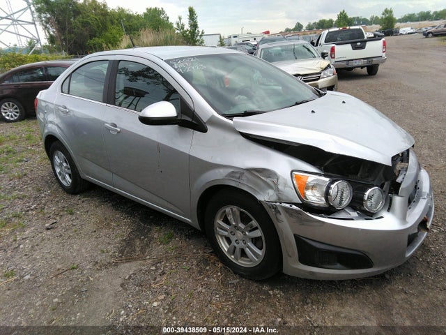 Chevrolet Sonic Lt Auto 2014 1G1JC5SG3E4221636 главное изображение