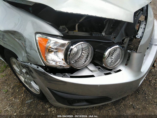 Chevrolet Sonic Lt Auto 2014 1G1JC5SG3E4221636 Image 15