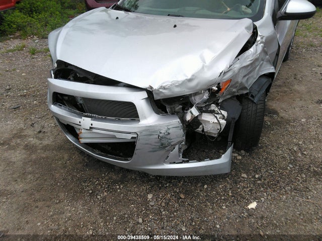 Chevrolet Sonic Lt Auto 2014 1G1JC5SG3E4221636 Image 6