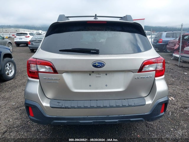 Subaru Outback 2.5i Premium 2018 4S4BSAFC1J3223234 Image 17