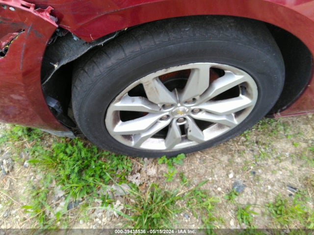 Chevrolet IMPALA 1LT 2017 2G1105S3XH9156789 Image 12
