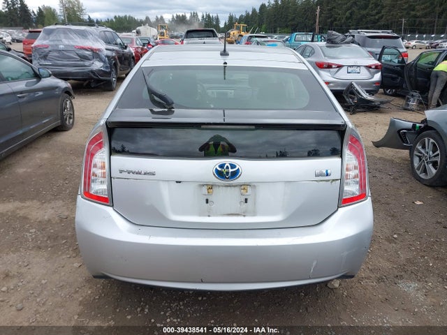 Toyota Prius Three 2014 JTDKN3DU1E1785865 Image 16