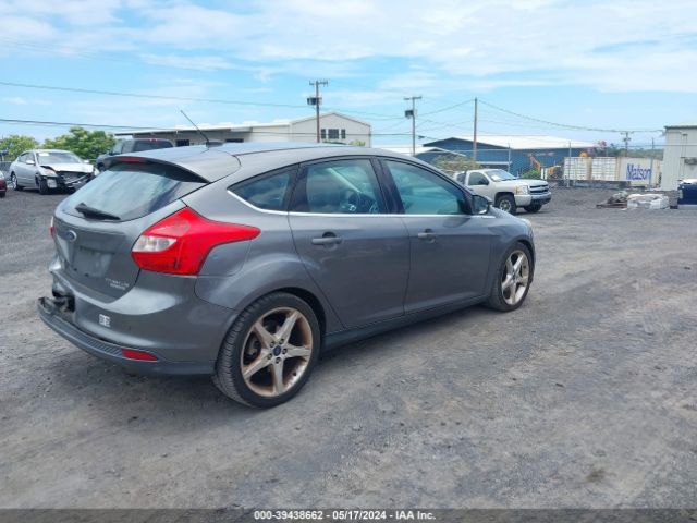 1FADP3N22EL447000 Ford Focus Titanium