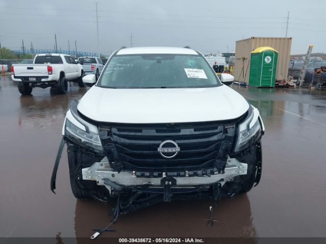5N1DR3BA8NC237965 Nissan Pathfinder Sv 2wd
