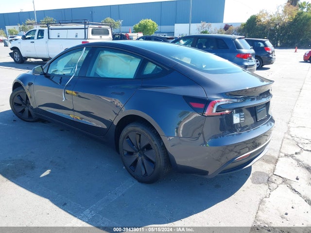 2024 TESLA MODEL 3 5YJ3E1EA0RF718104 Photo 2