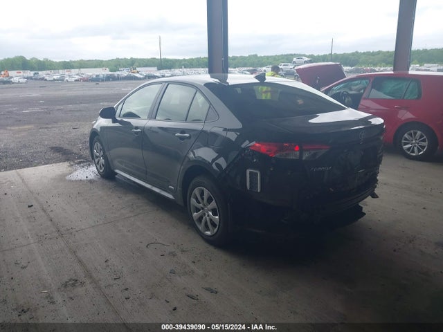 Toyota Corolla Hybrid Le 2024 JTDBDMHE4R3011499 Image 3