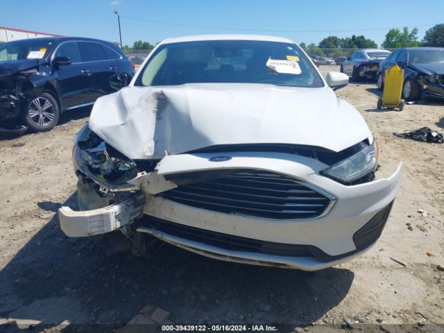 3FA6P0LU1KR207364 Ford Fusion Hybrid Se