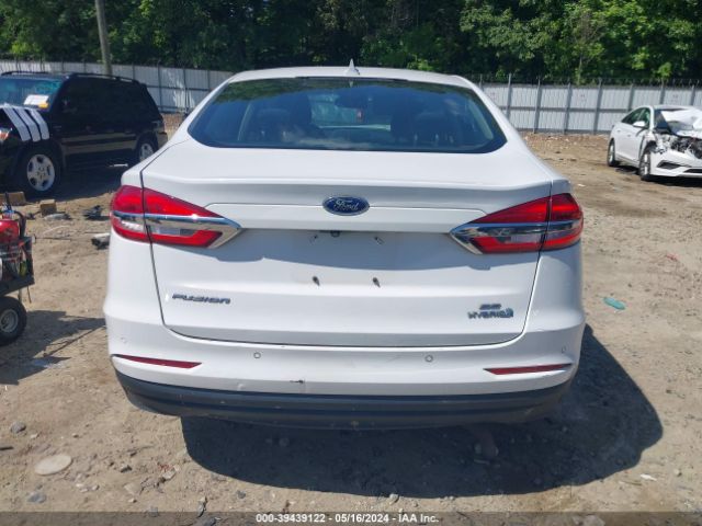3FA6P0LU1KR207364 Ford Fusion Hybrid Se