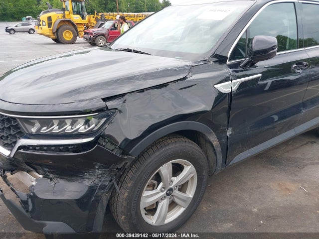 KIA SORENTO LX 2021 5XYRG4LC3MG073105 Image 18