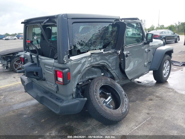 1C4GJXAN0MW756753 Jeep Wrangler Sport S 4x4