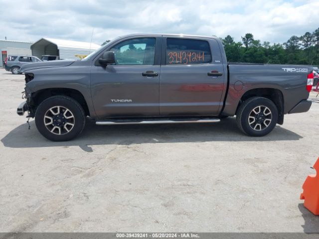 5TFDM5F13GX065123 Toyota Tundra Sr5 4.6l V8