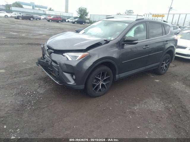 Toyota RAV4 SE 2017 2T3JFREV7HW666548 Image 2