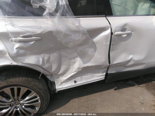 Toyota Venza Xle 2023 JTEAAAAH0PJ122269 Image 6