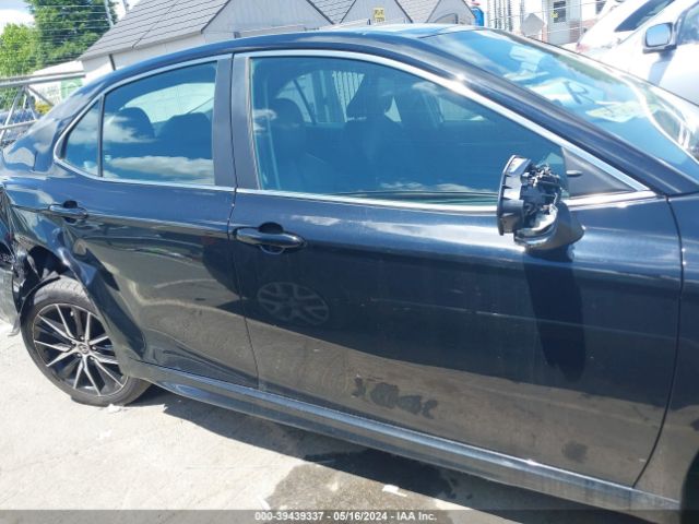 4T1G11AK9NU697908 Toyota CAMRY SE