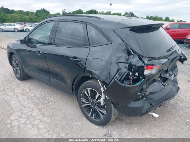 1FMCU9H98NUC04761 Ford ESCAPE SEL