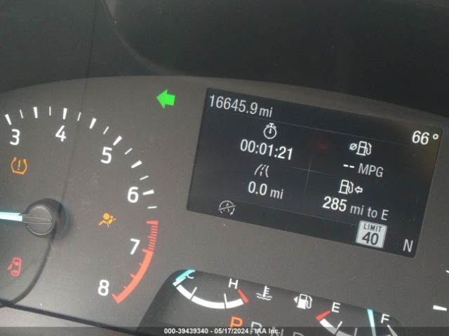 1FMCU9H98NUC04761 Ford ESCAPE SEL