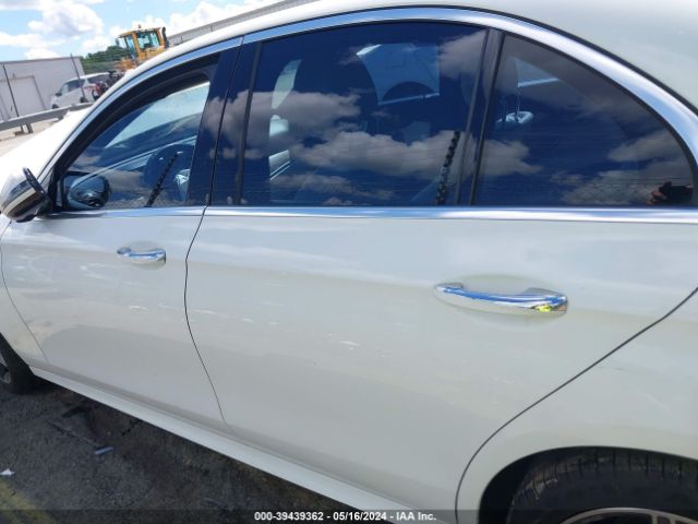 WDDZF4KB4HA150149 Mercedes-Benz E 300 4matic