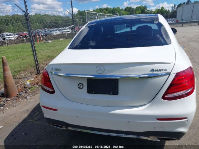 WDDZF4KB4HA150149 Mercedes-Benz E 300 4matic
