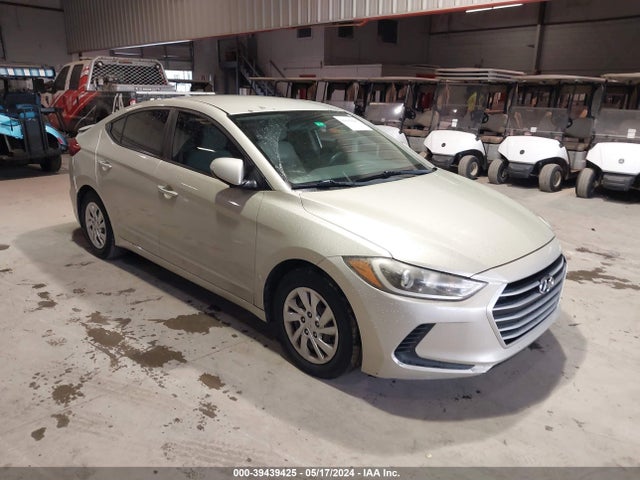 2017 5NPD74LF4HH150406 main image